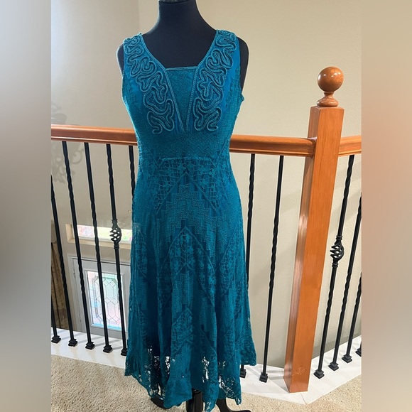 Reba Dresses & Skirts - Reba Vibrant TURQUOISE/TEAL SLEEVELESS LACE FIT & FLARE RETRO MIDI DRESS SIZE M
